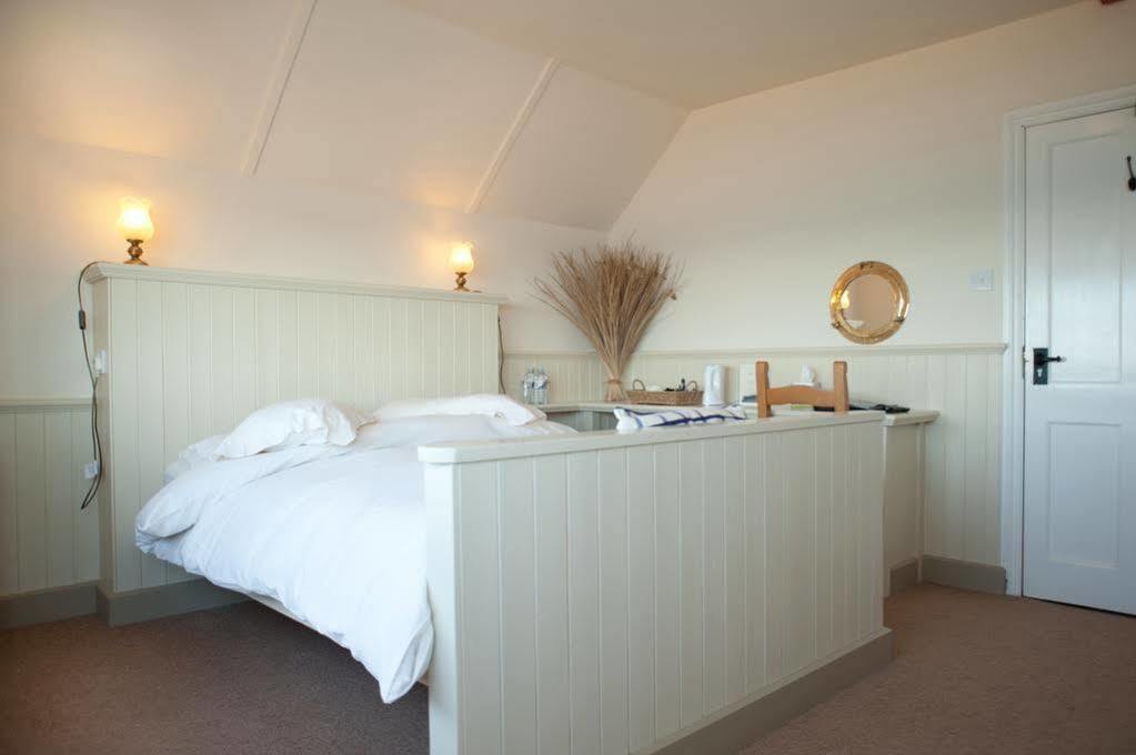 The Cricket Inn Beesands Buitenkant foto